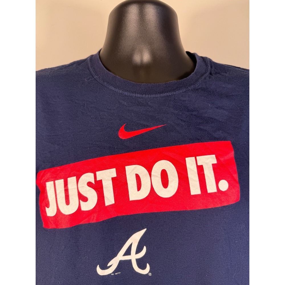 Nike "Just Do It" Atlanta Braves Navy Blue T-Shirt Mens Medium
